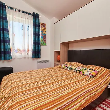 Vila Mrvica * Čepljani